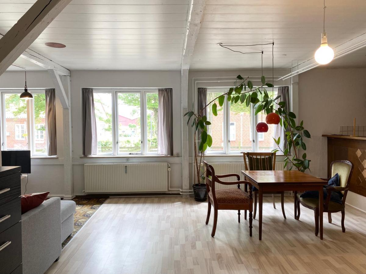 Studio Apartment In The Heart Of Højer エクステリア 写真